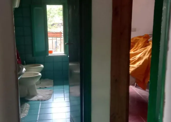 Calabria Collina Di Scilla Casale Ostello1800 Self Service Giardino Stanze E Per Famiglie Coppie E Single Pzza S Gaetano 16 * Melia