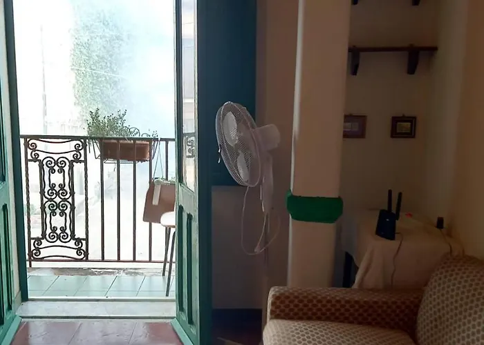 Calabria Collina Di Scilla Casale Ostello1800 Self Service Giardino Stanze E Per Famiglie Coppie E Single Pzza S Gaetano 16 Casa de Férias