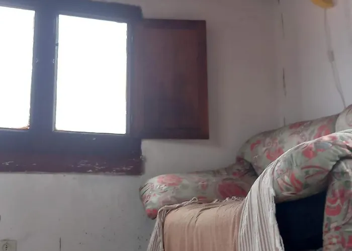 Calabria Collina Di Scilla Casale Ostello1800 Self Service Giardino Stanze E Per Famiglie Coppie E Single Pzza S Gaetano 16 Casa de Férias Melia